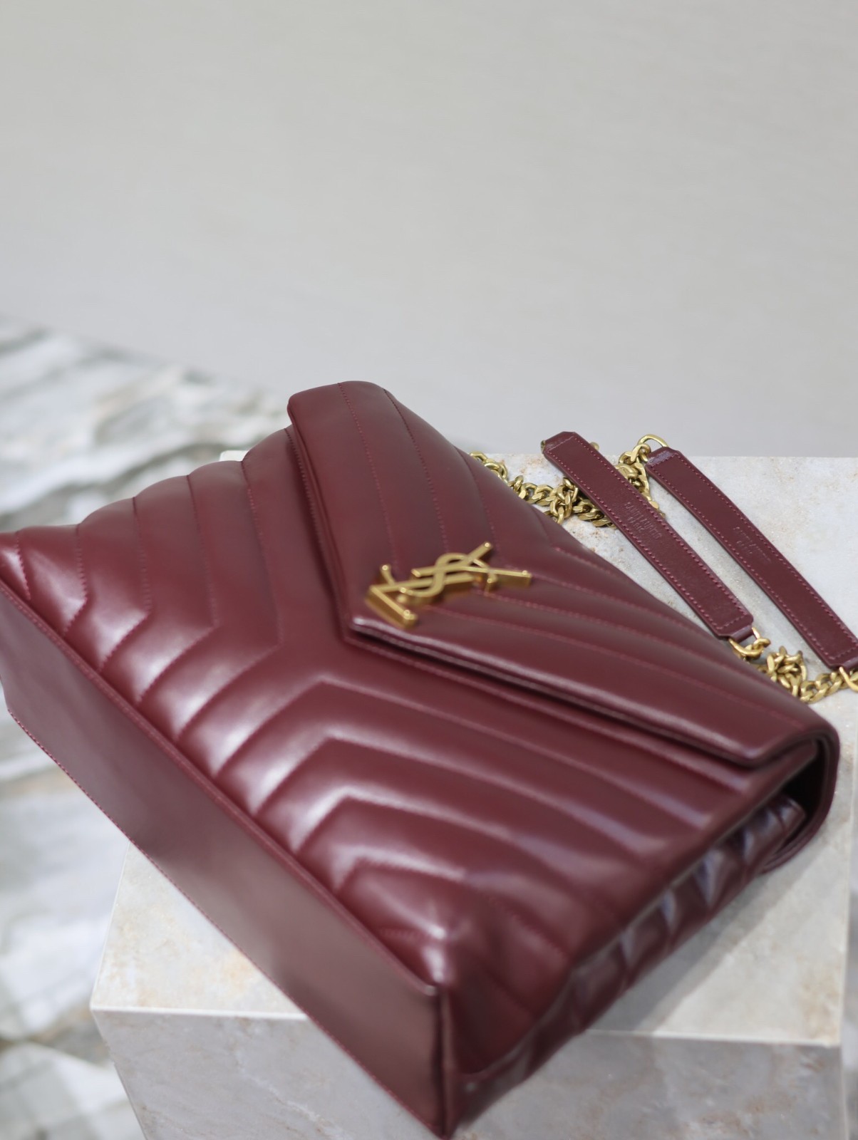 055 YSL 487216