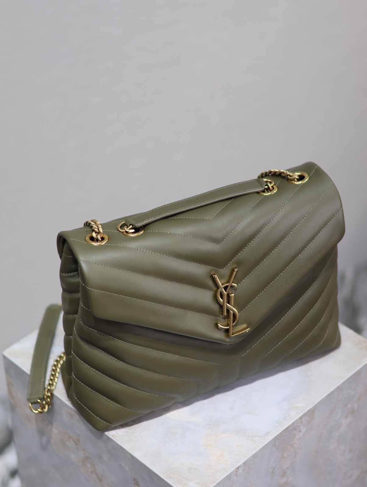 054 YSL 487216