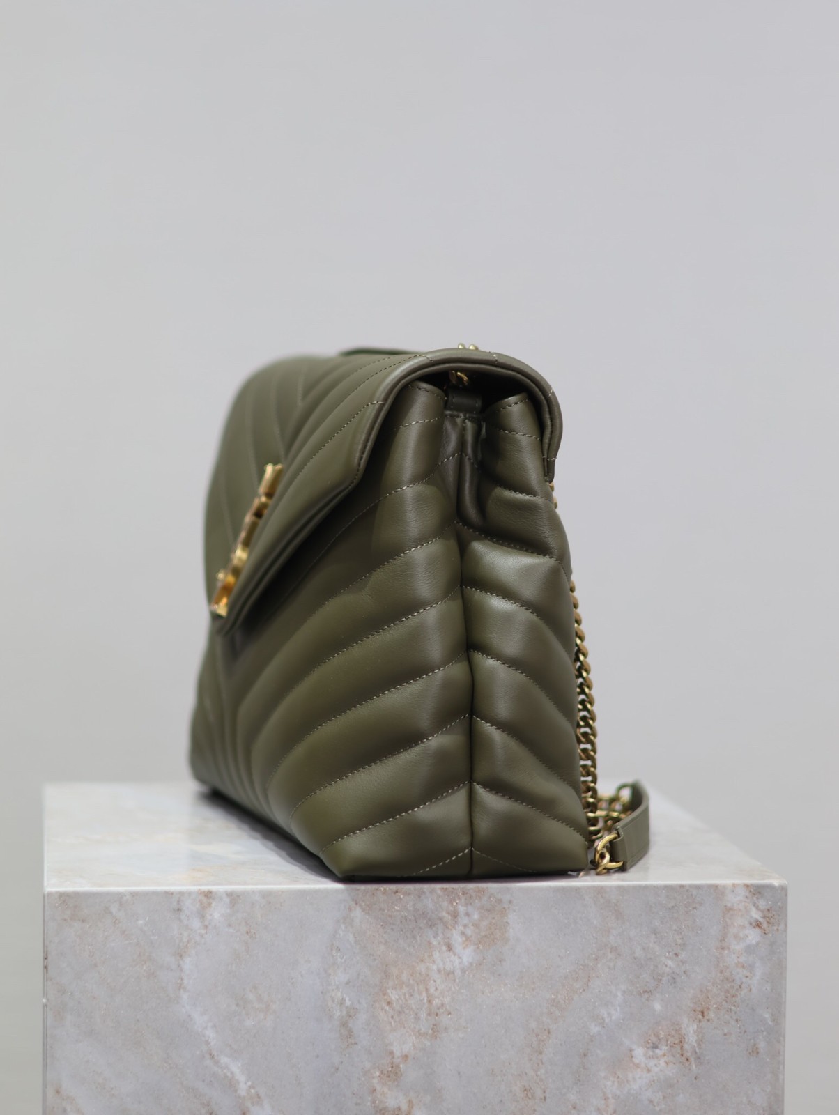 054 YSL 487216