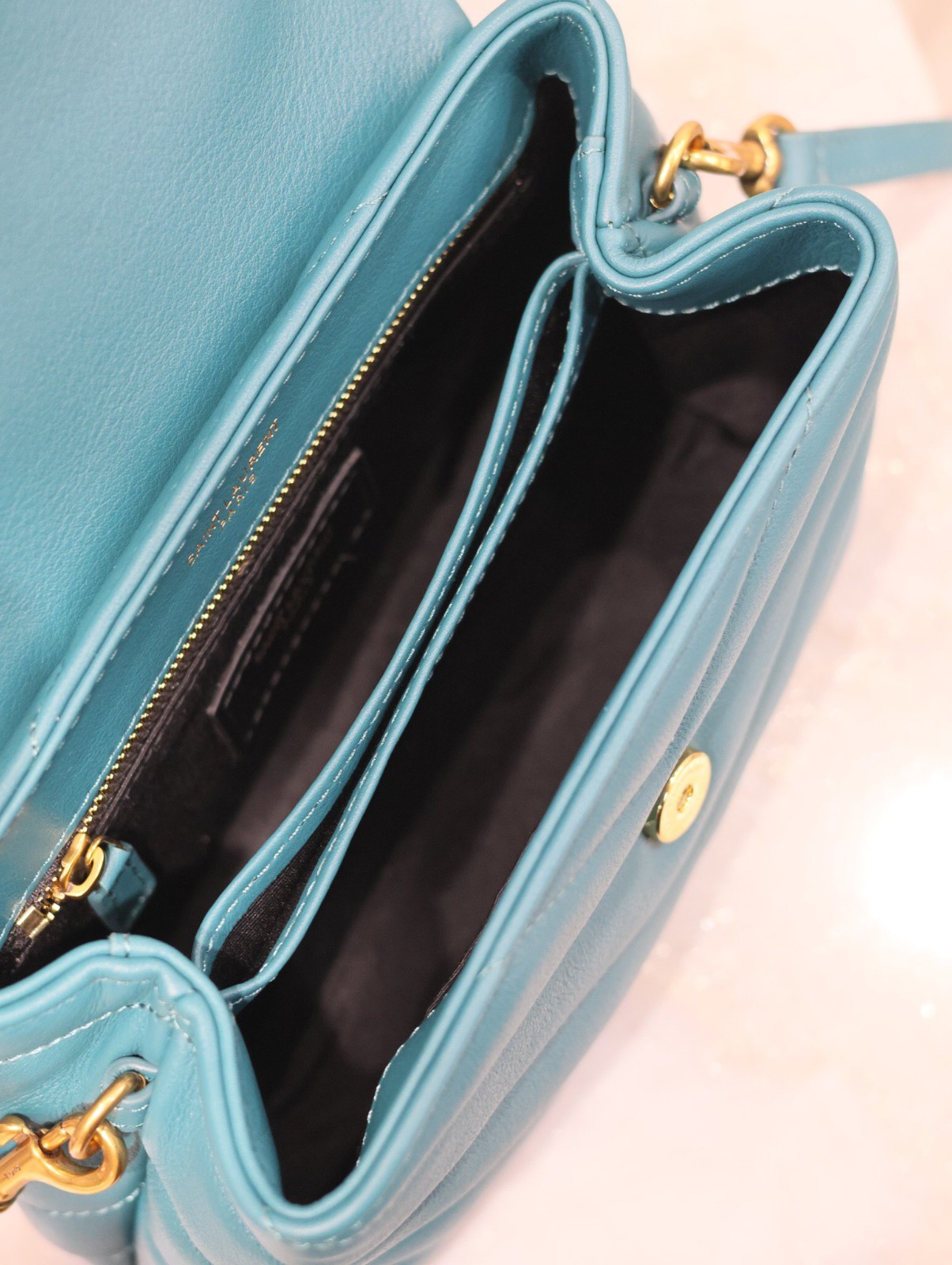 053 YSL 467072