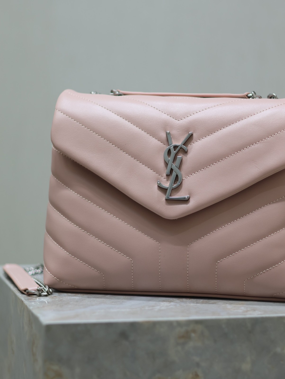051 YSL 494699