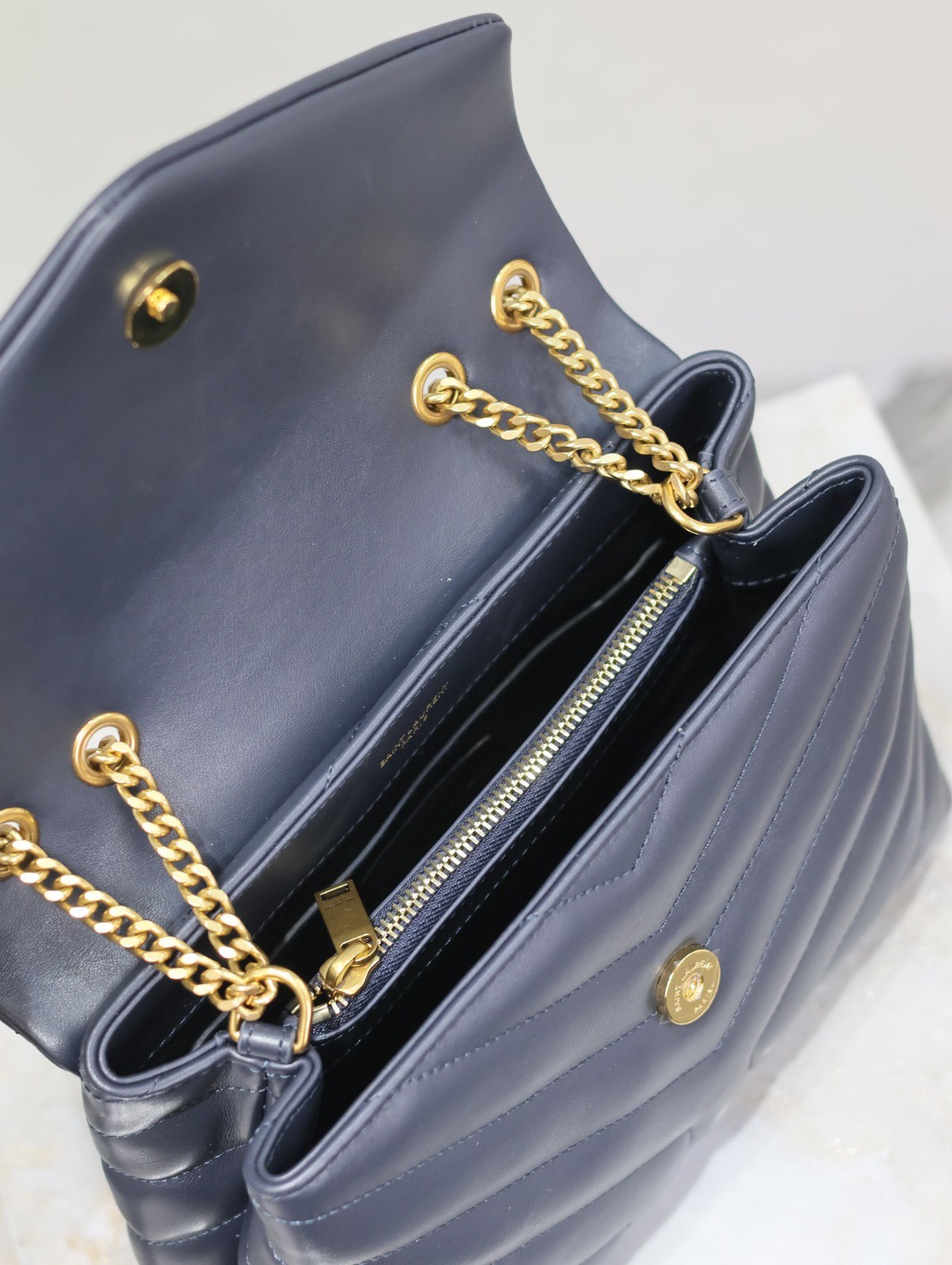 048 YSL 494699