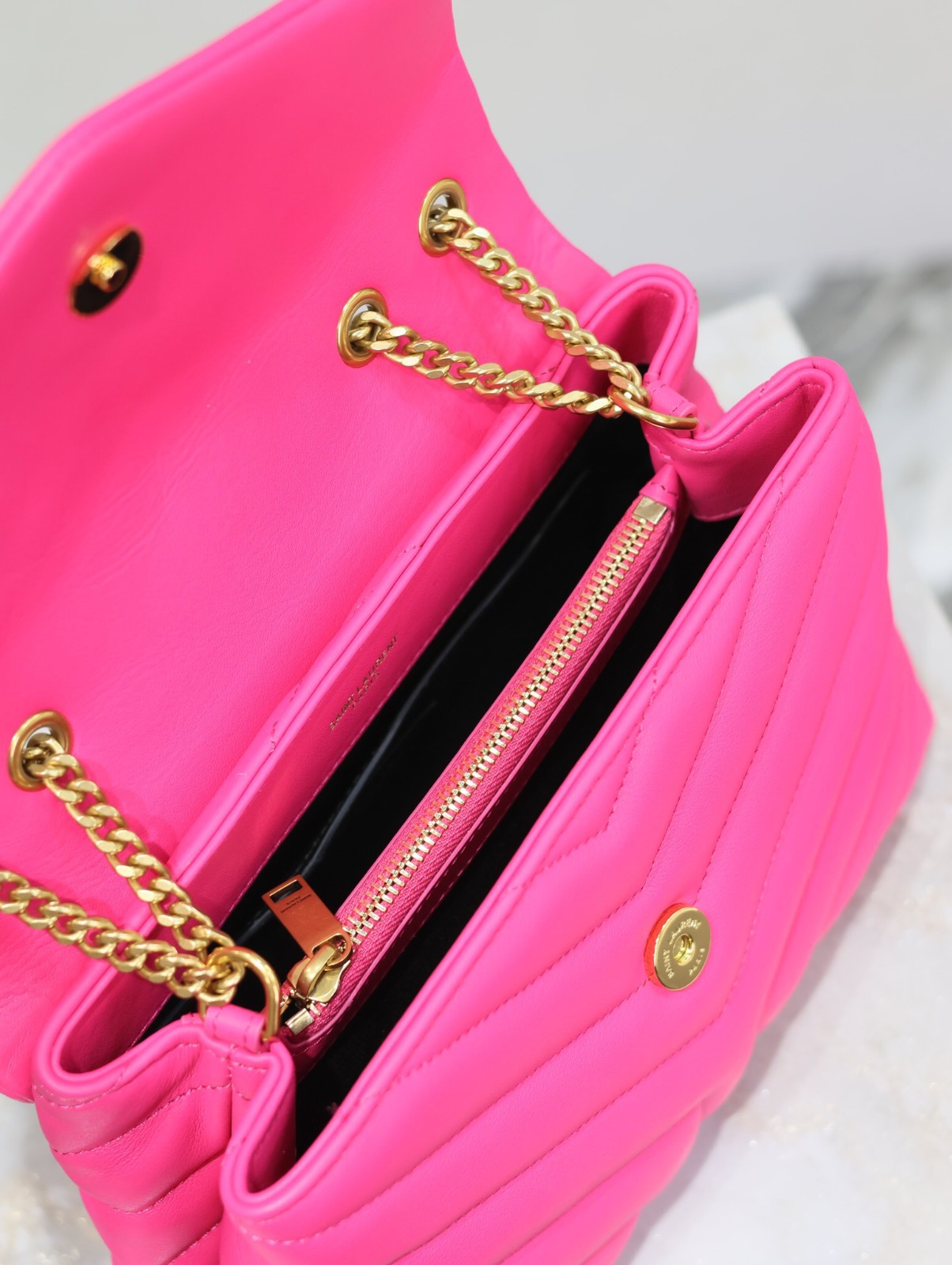 047 YSL 494699