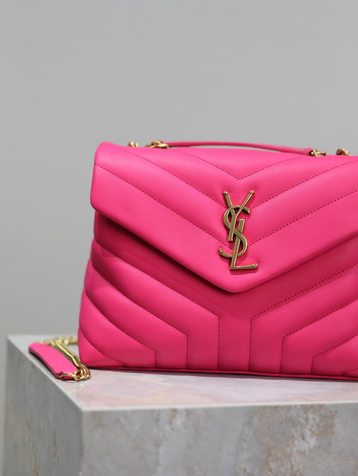 047 YSL 494699