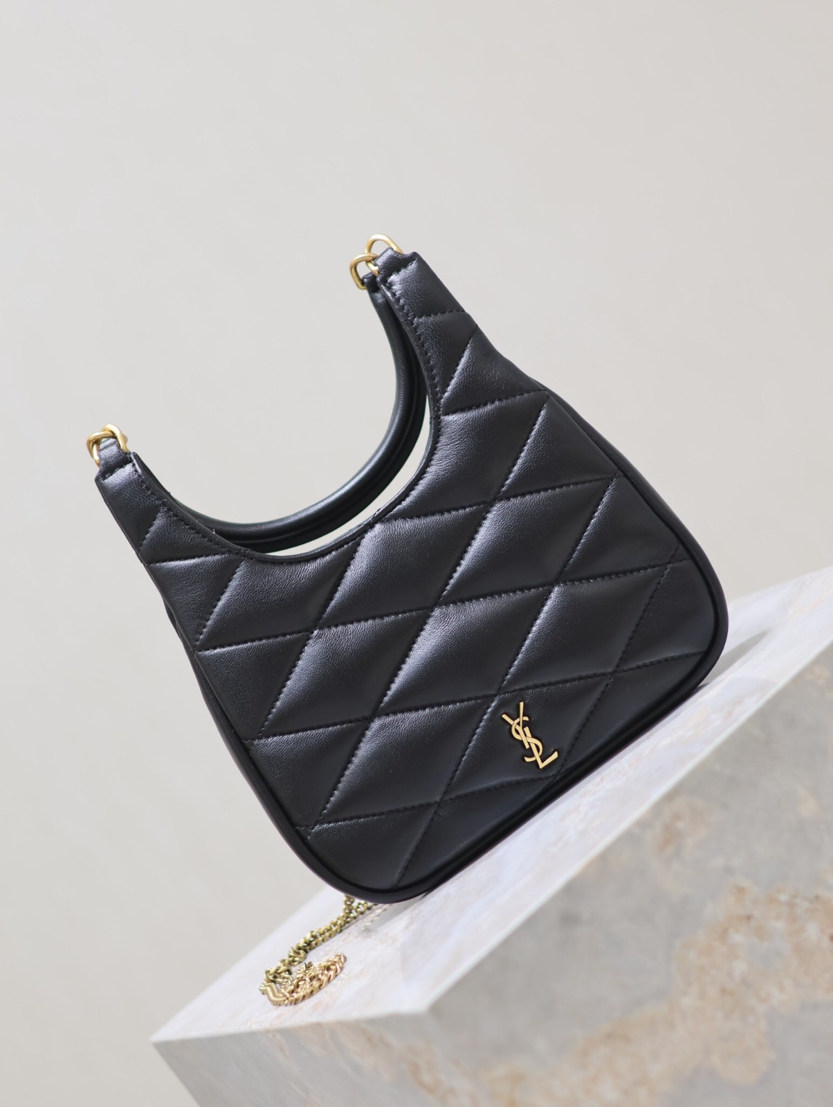 045 YSL 793608
