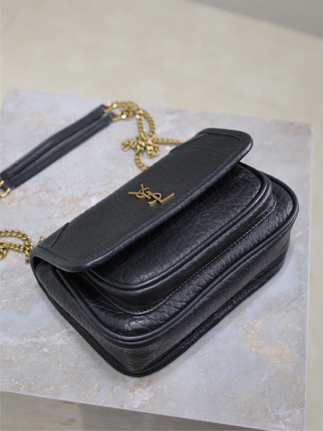 040 YSL 828736