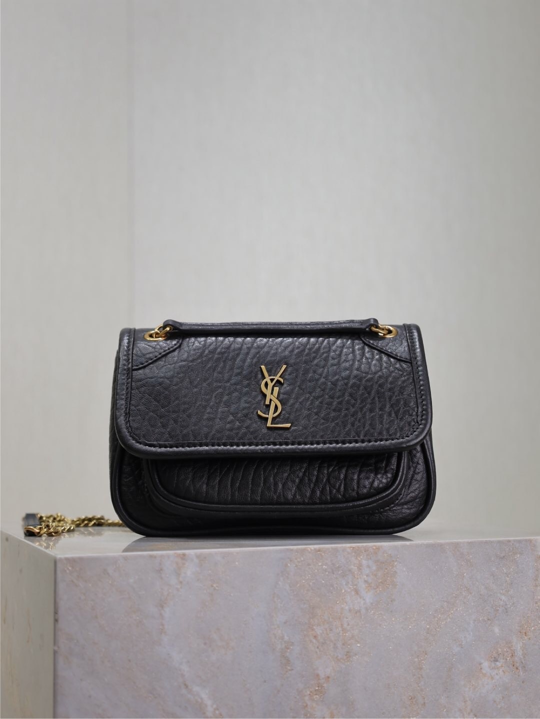 040 YSL 828736