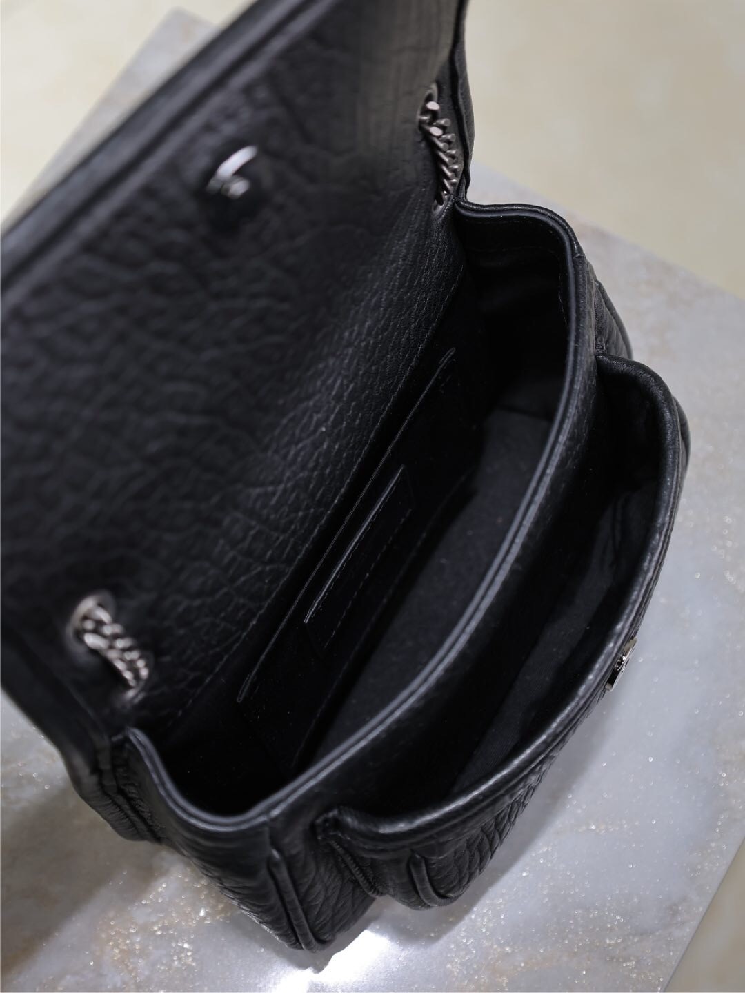 039 YSL 828736