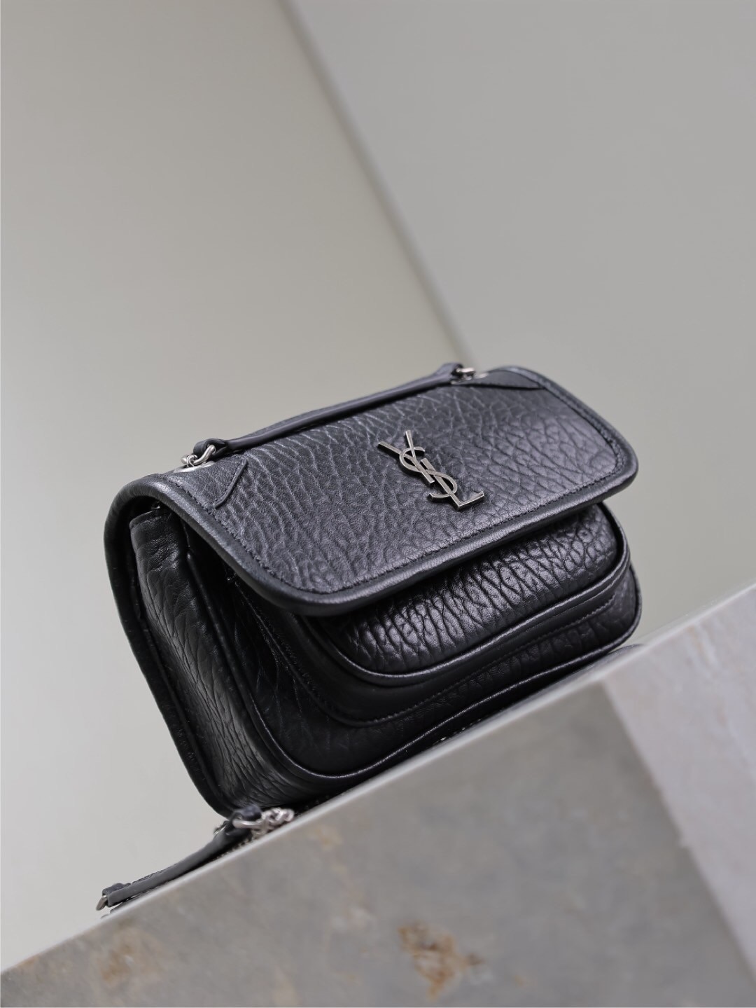 039 YSL 828736