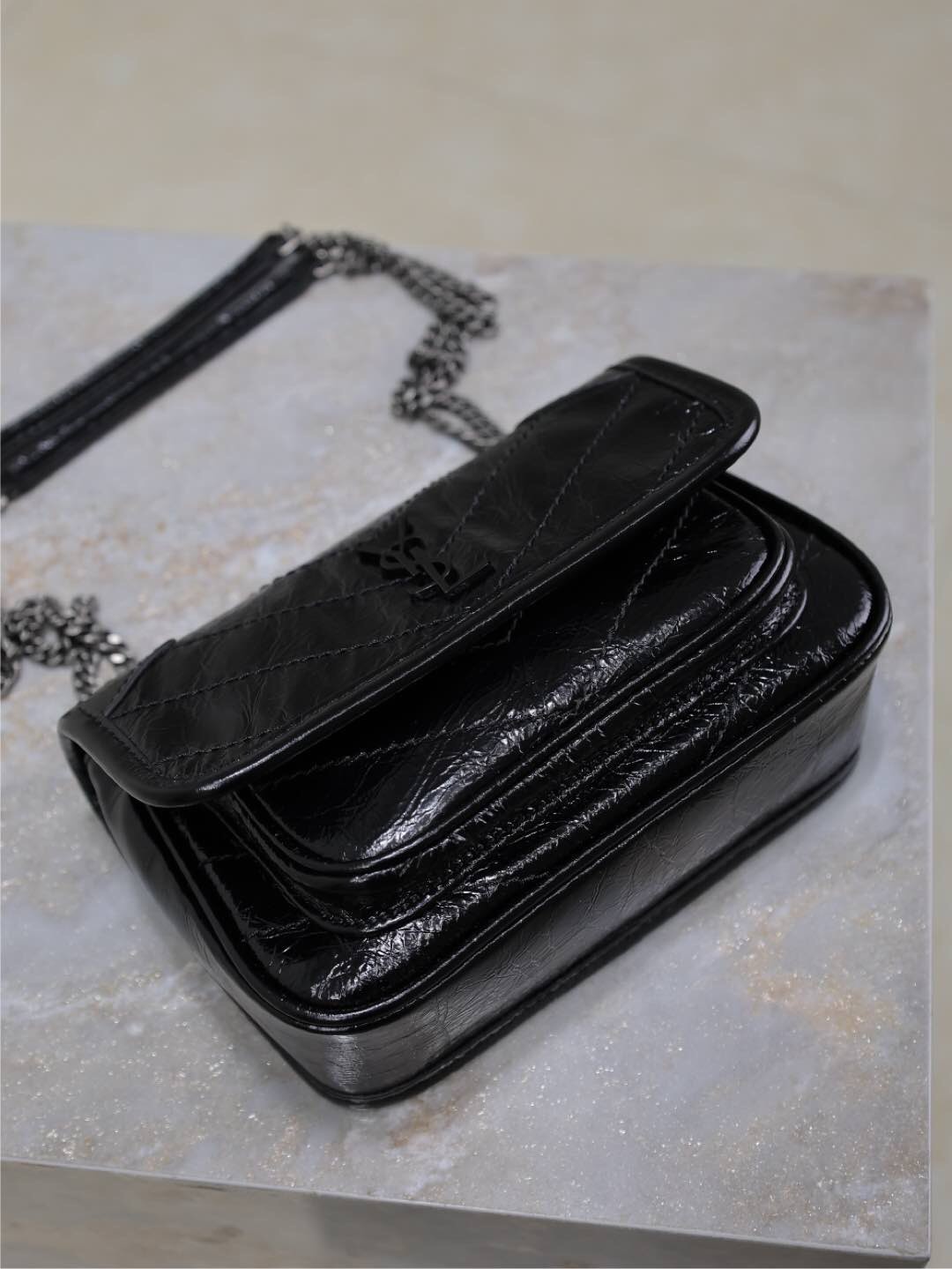 038 YSL 828736