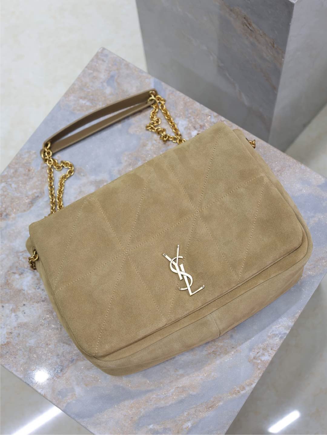 037 YSL 809696