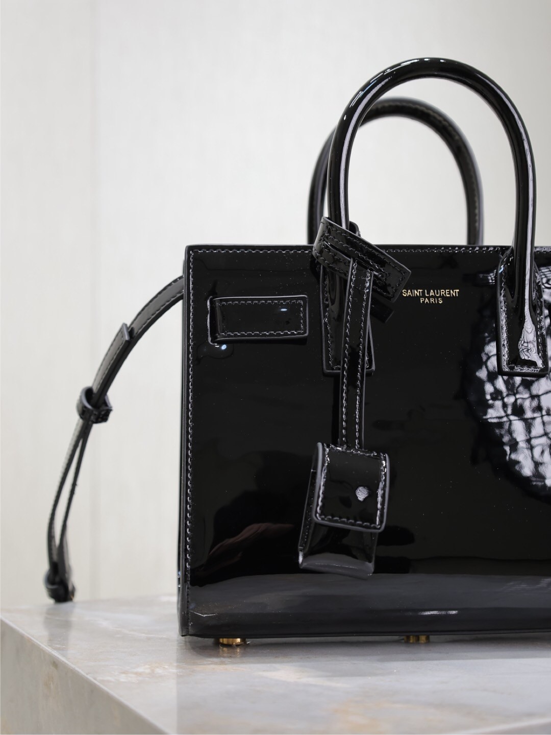 034 YSL 717440