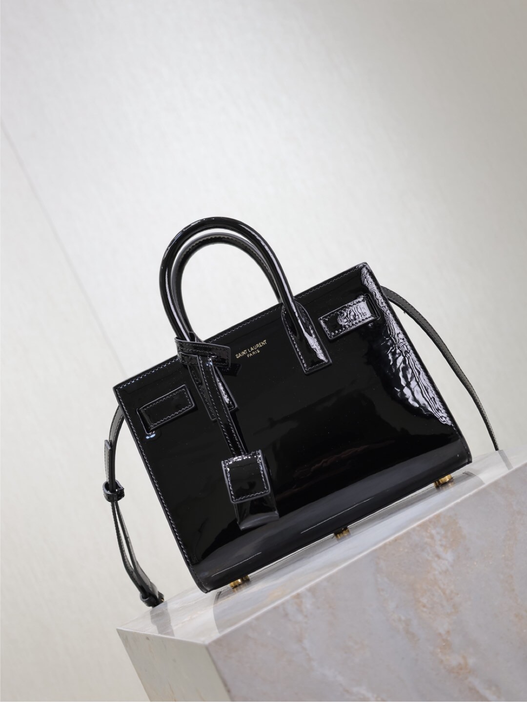 034 YSL 717440