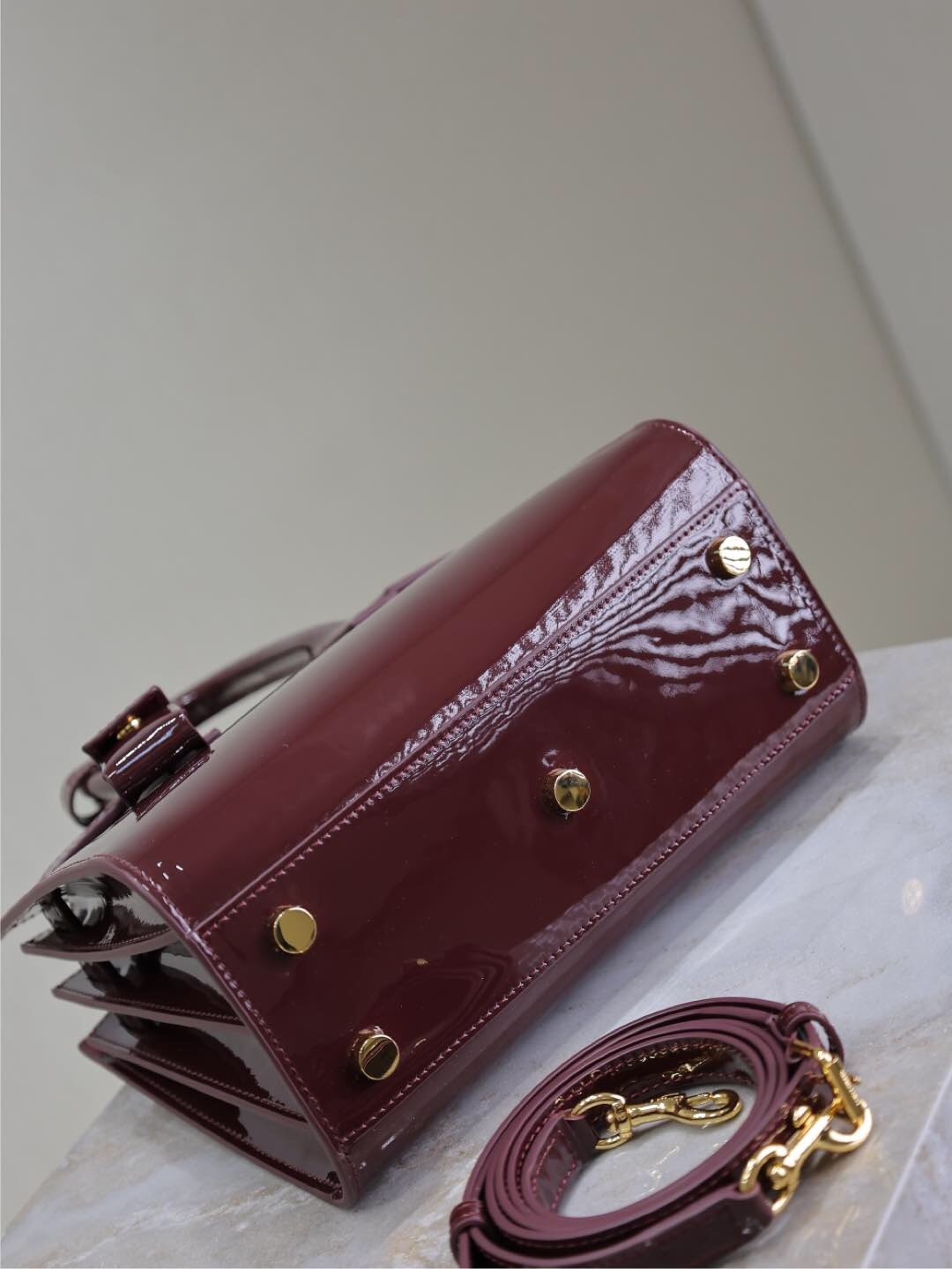033 YSL 717440