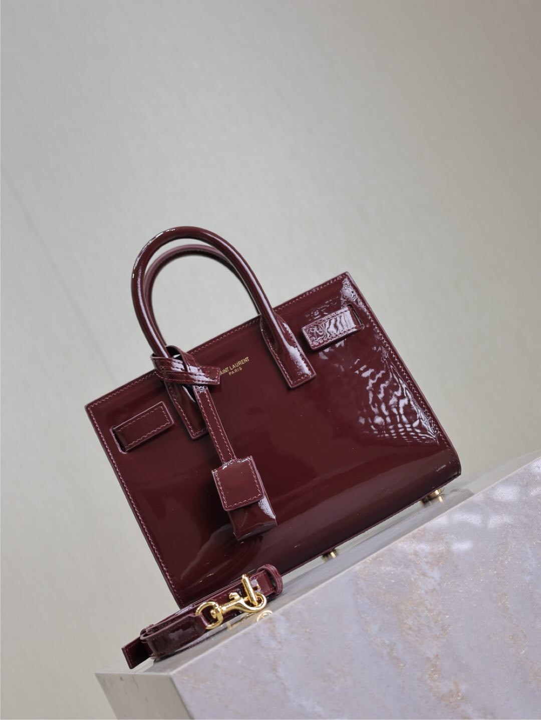 033 YSL 717440