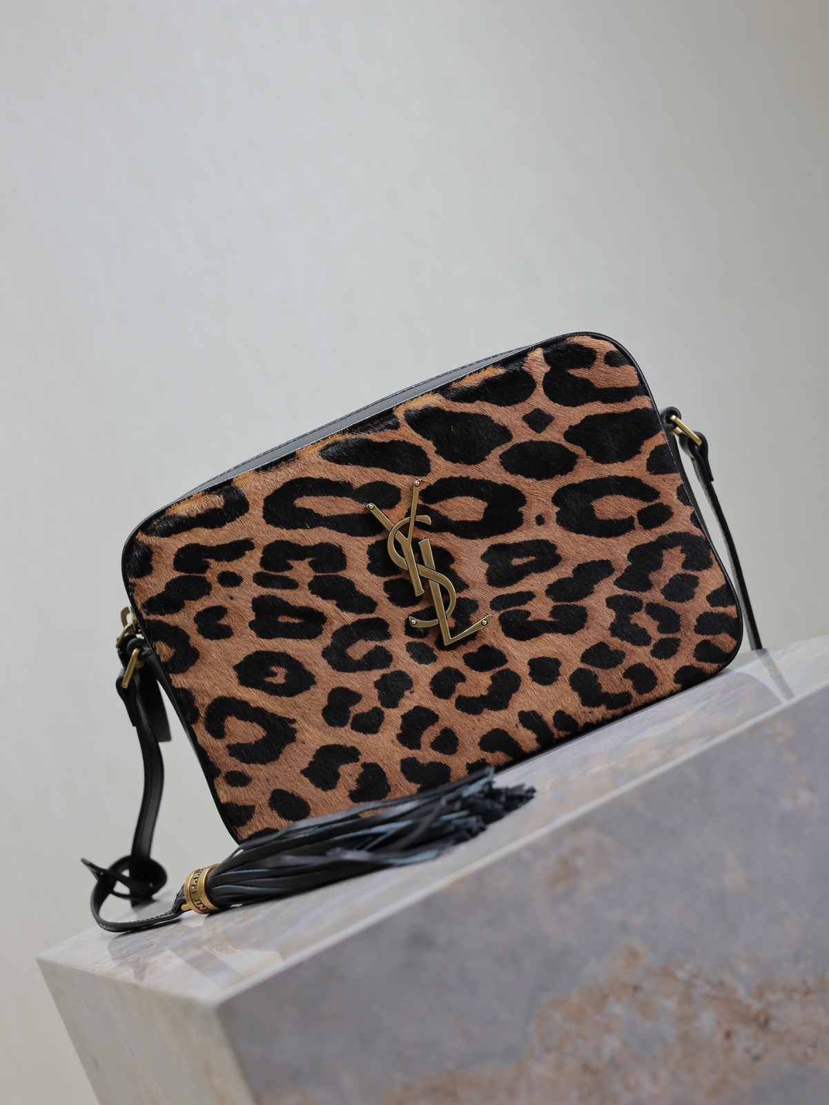 028 YSL  520534