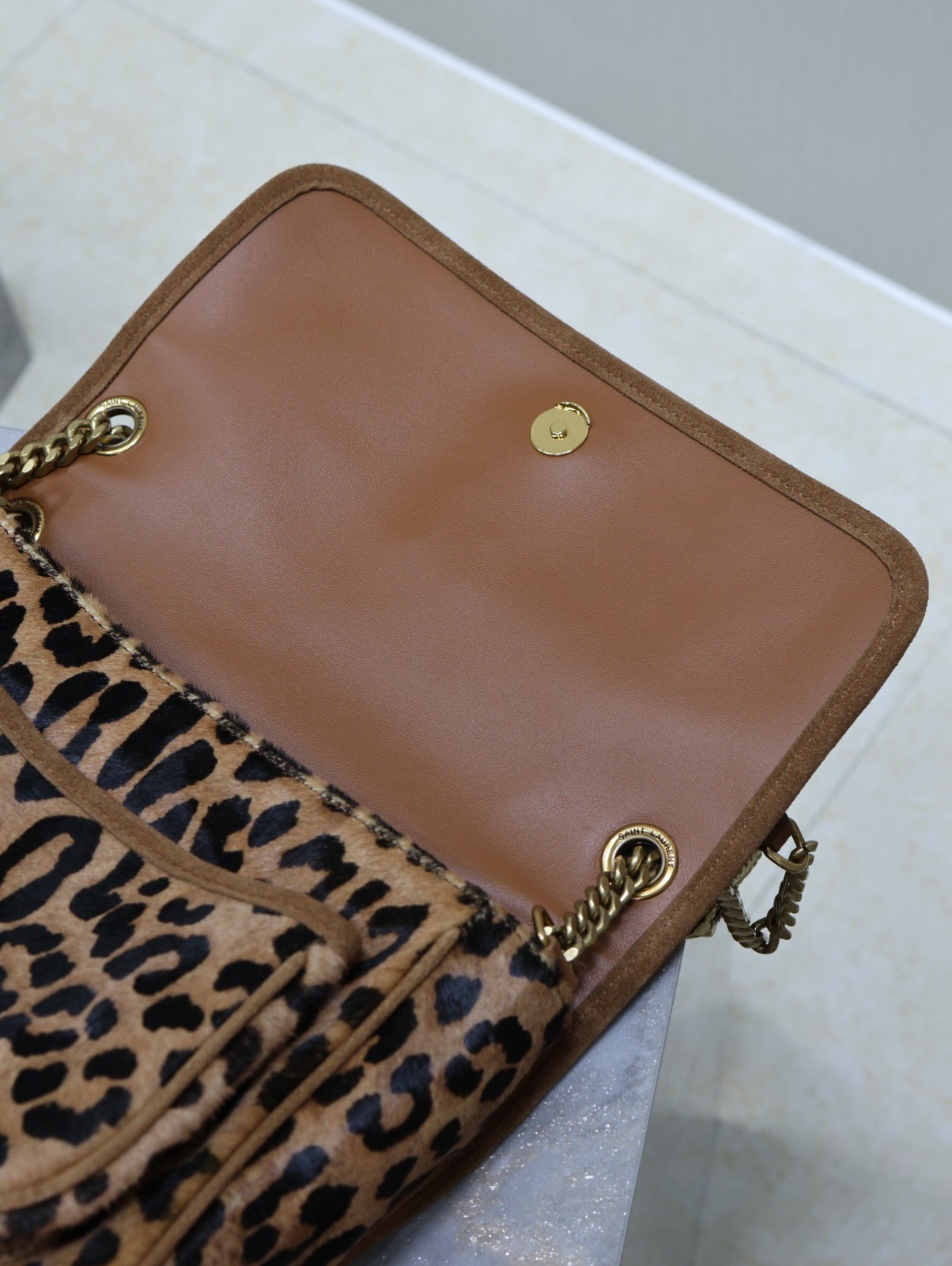 027 YSL 633158