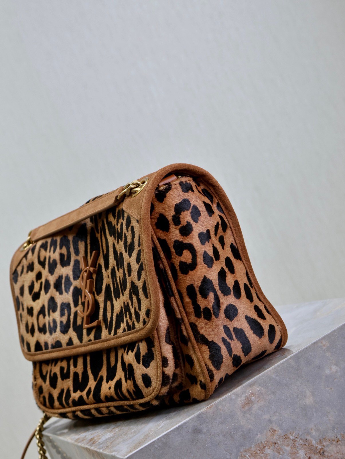027 YSL 633158