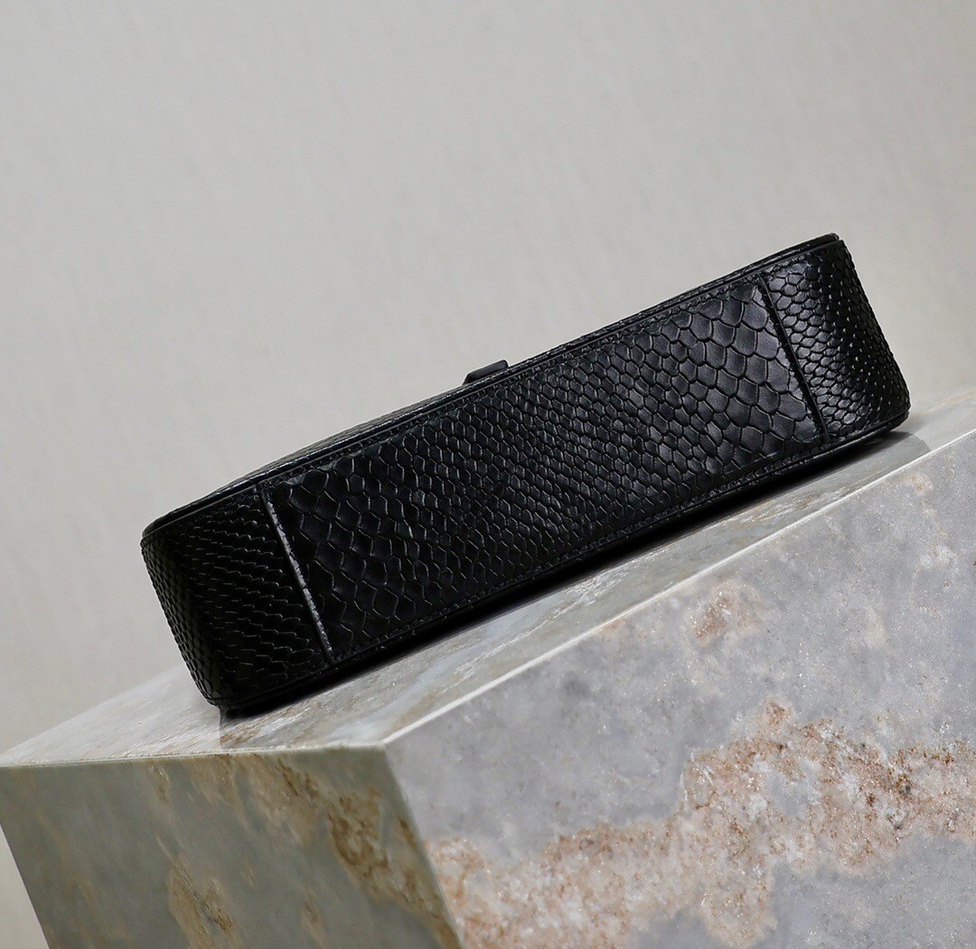 024 YSL 657228