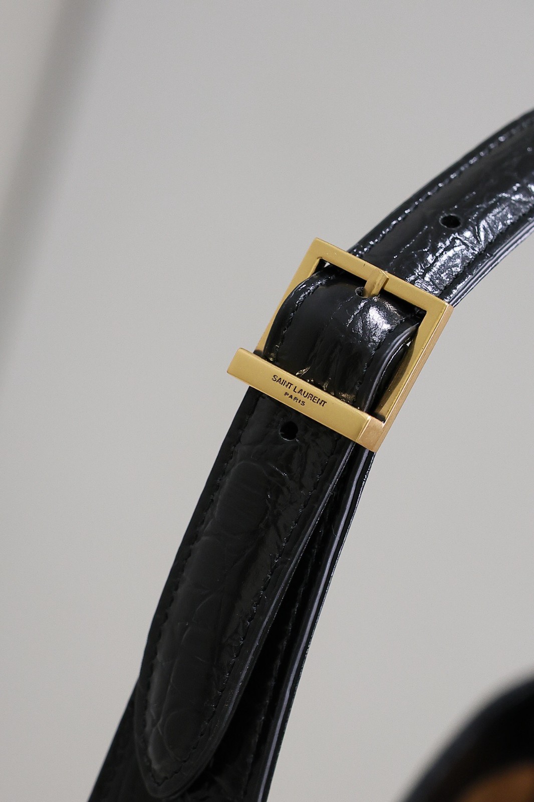 022 YSL 657228