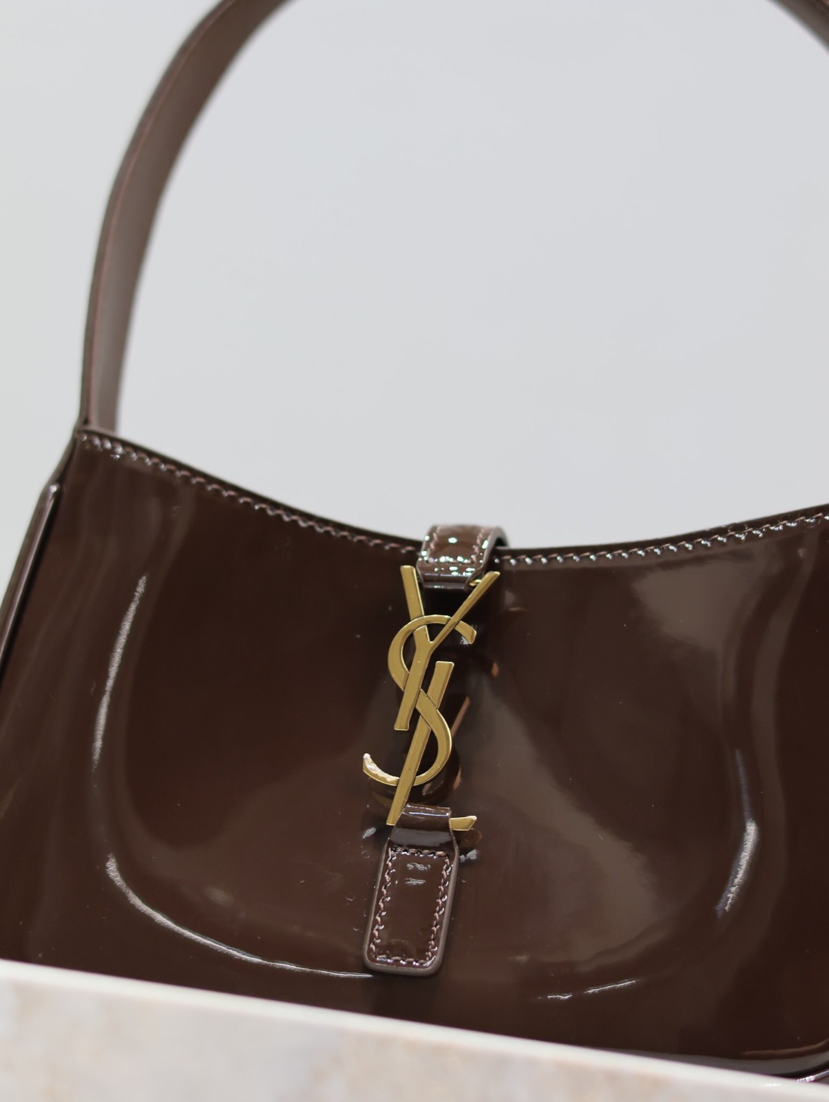 019 YSL 710310