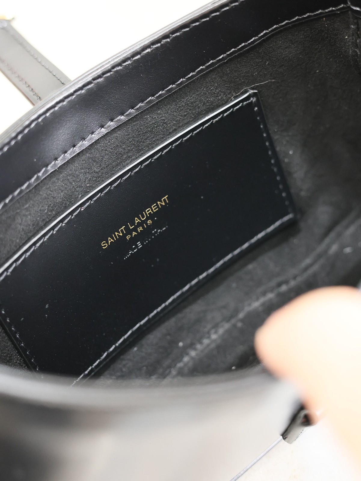 018 YSL 710310