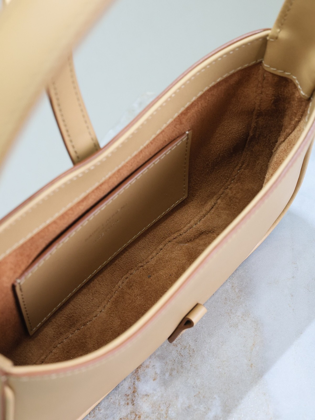 015 YSL 710310