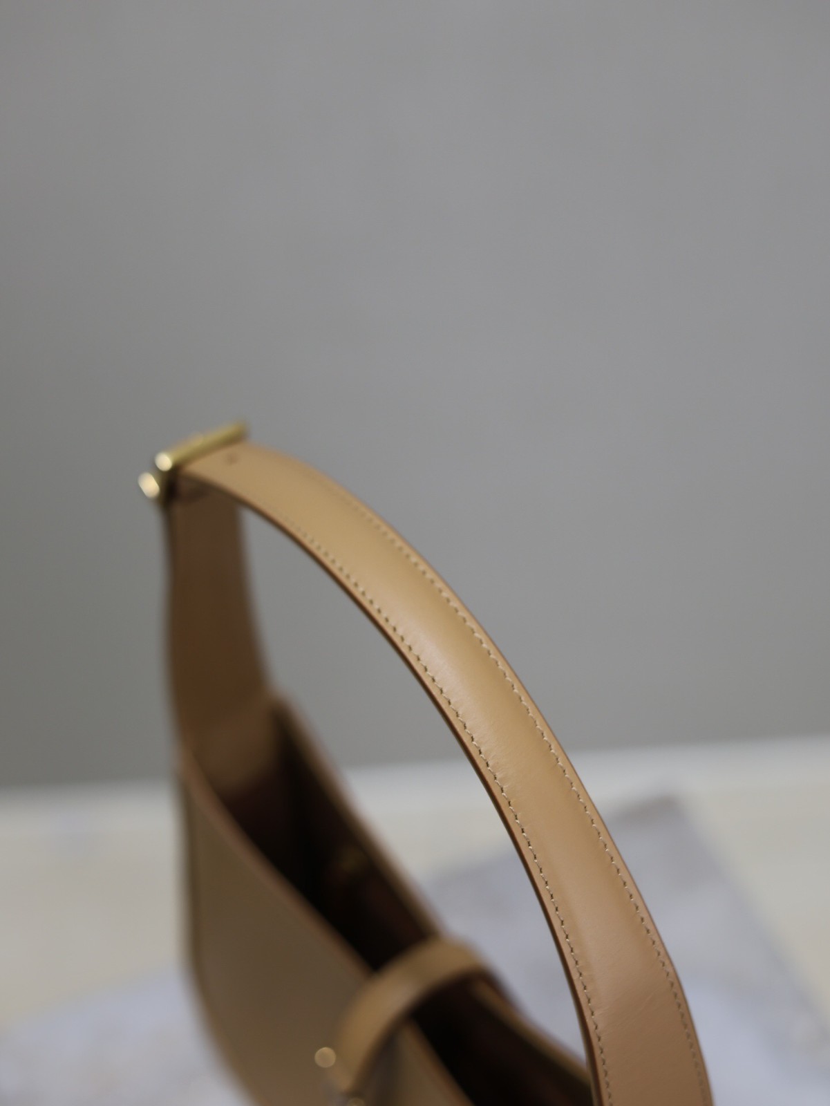 014 YSL 657228