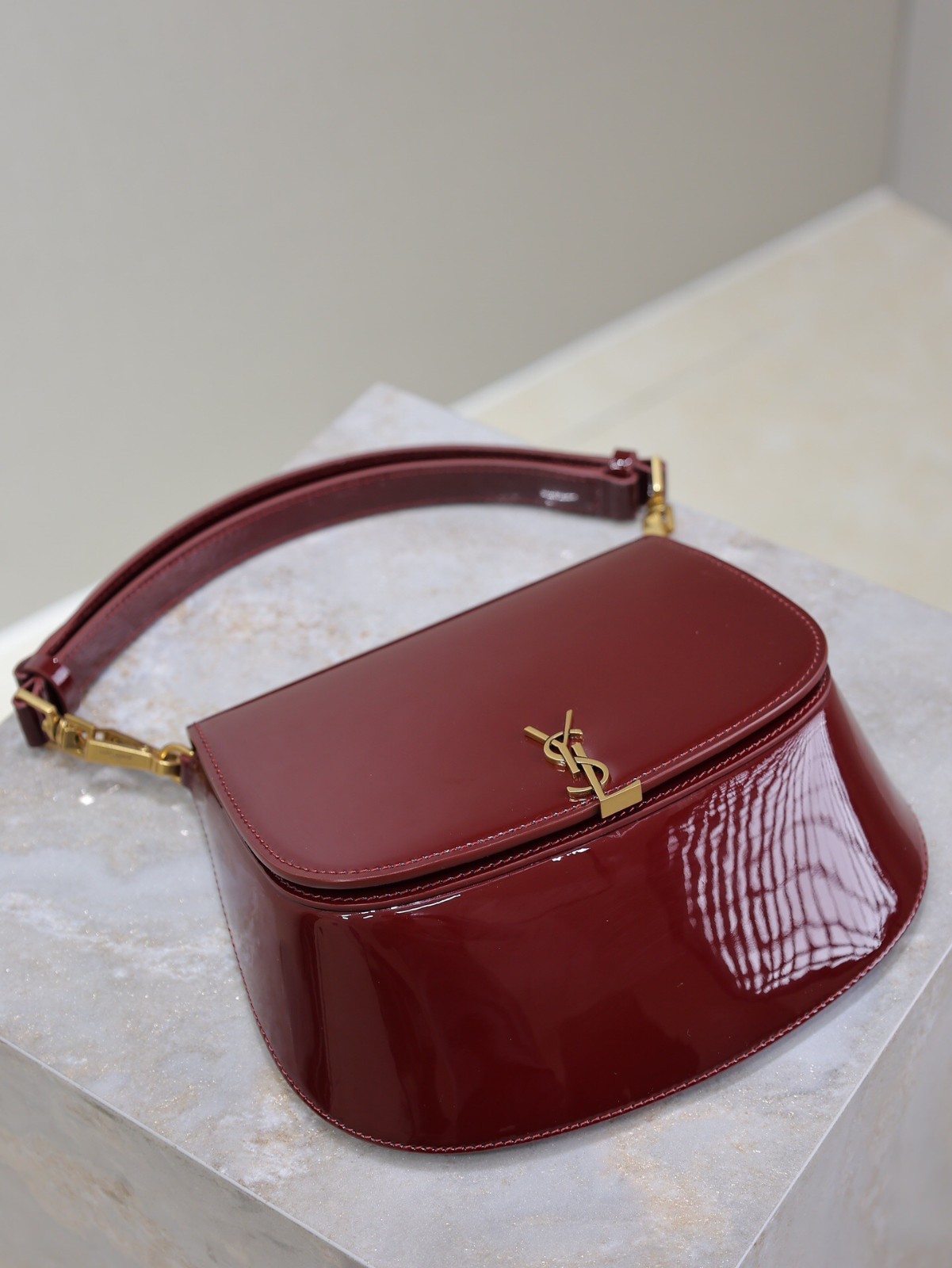 012 YSL 753824