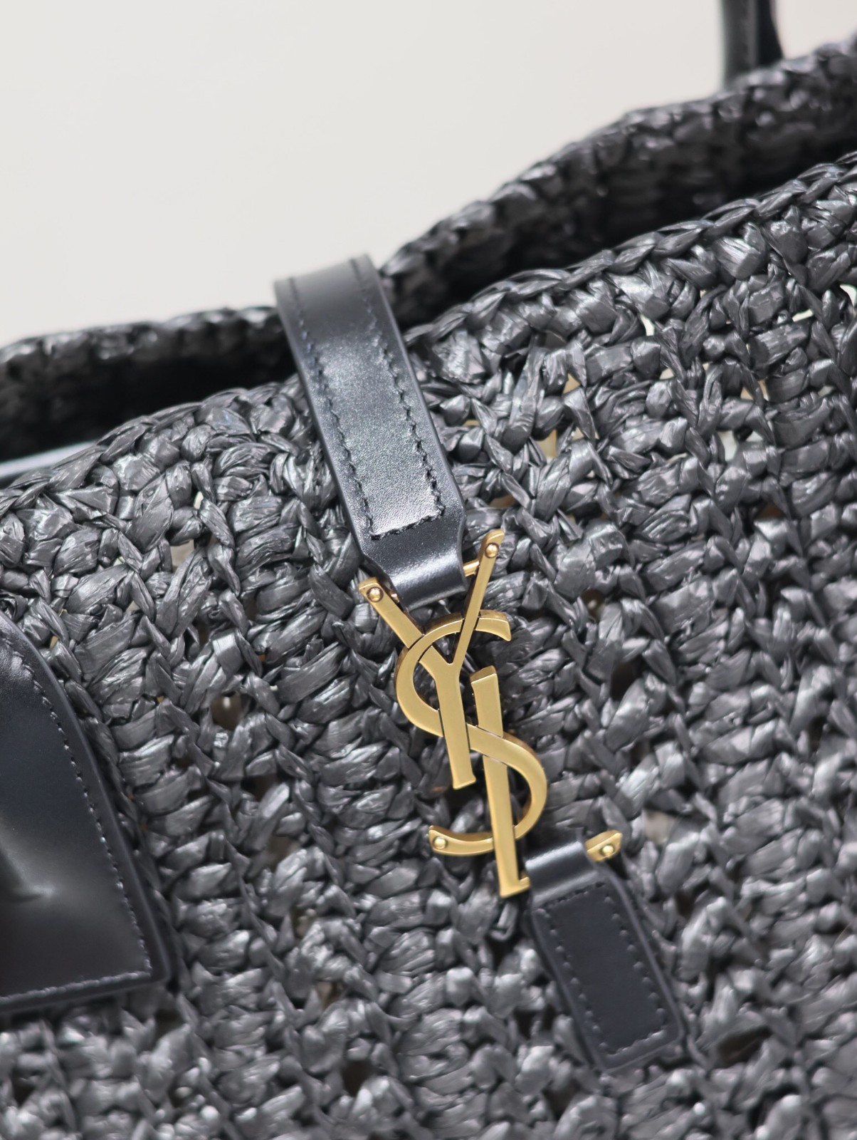 003 YSL 262149