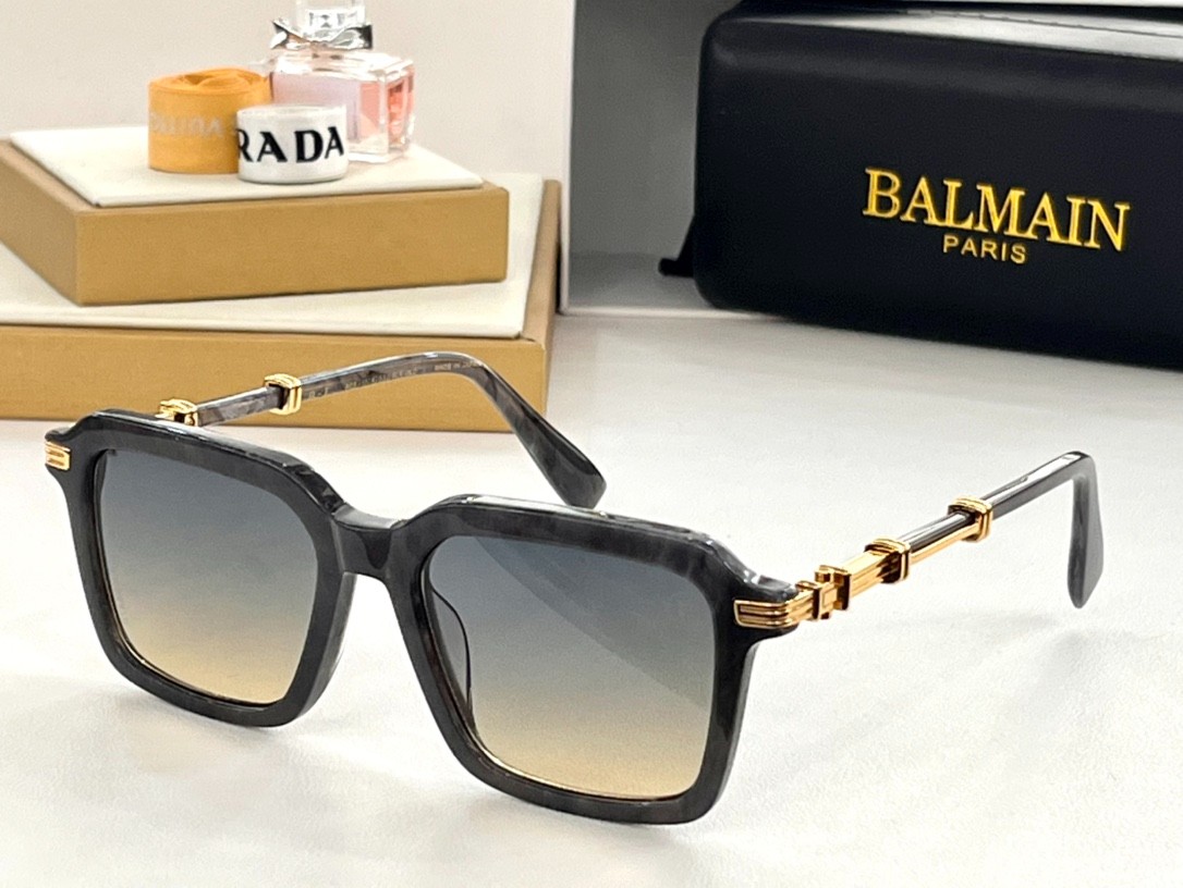 Balmain glasses