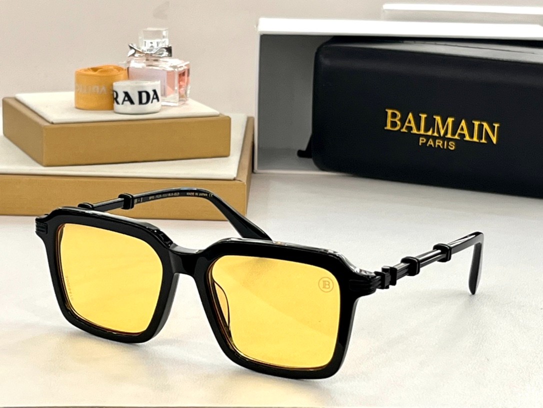 Balmain glasses