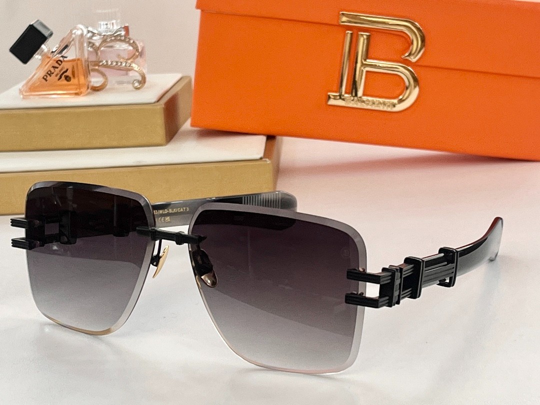 Balmain glasses
