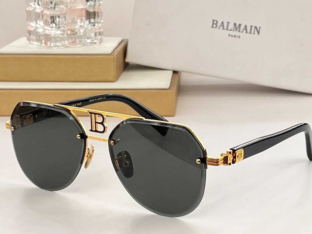Balmain glasses