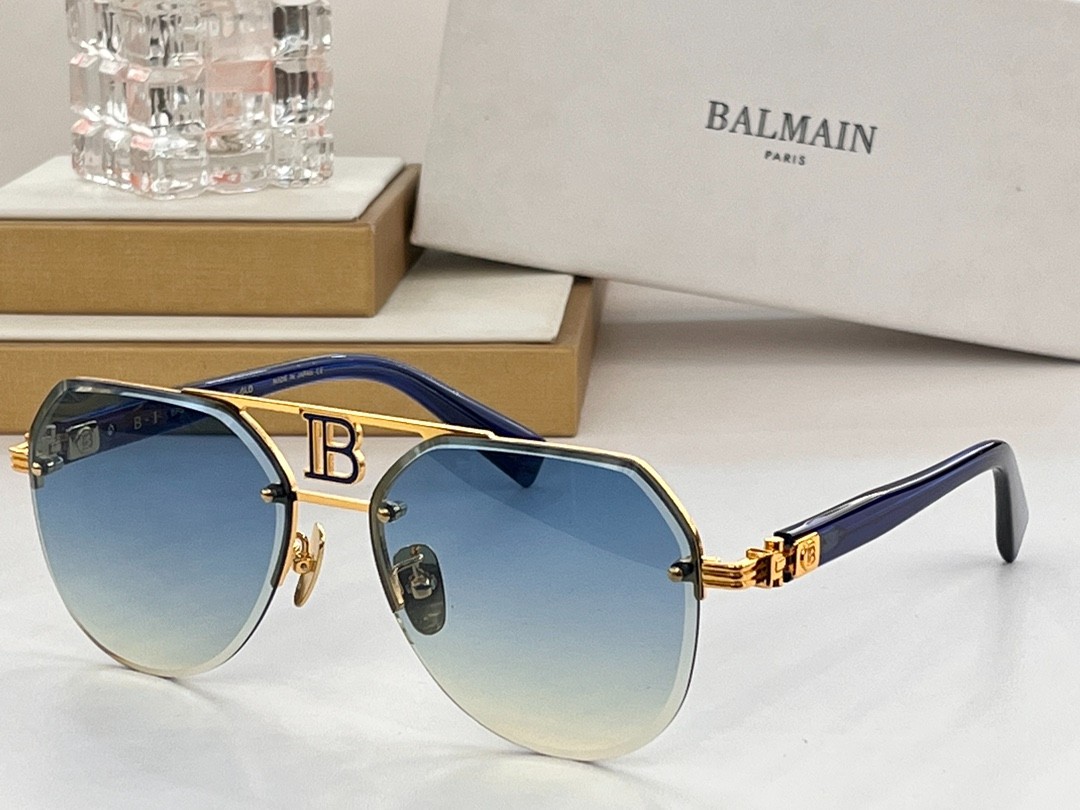 Balmain glasses