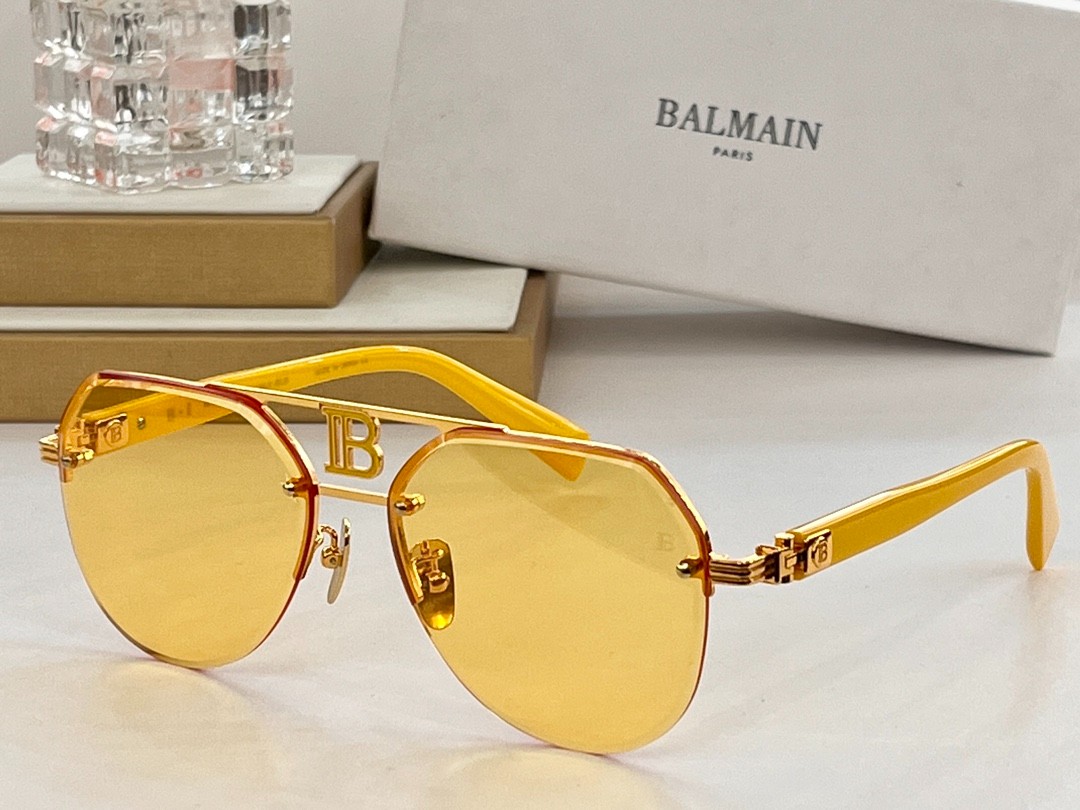 Balmain glasses