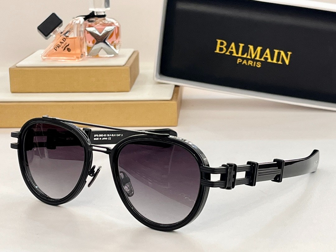 Balmain glasses
