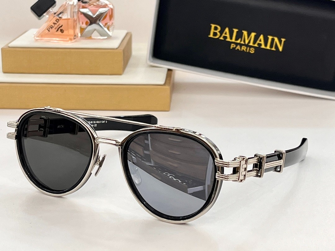 Balmain glasses