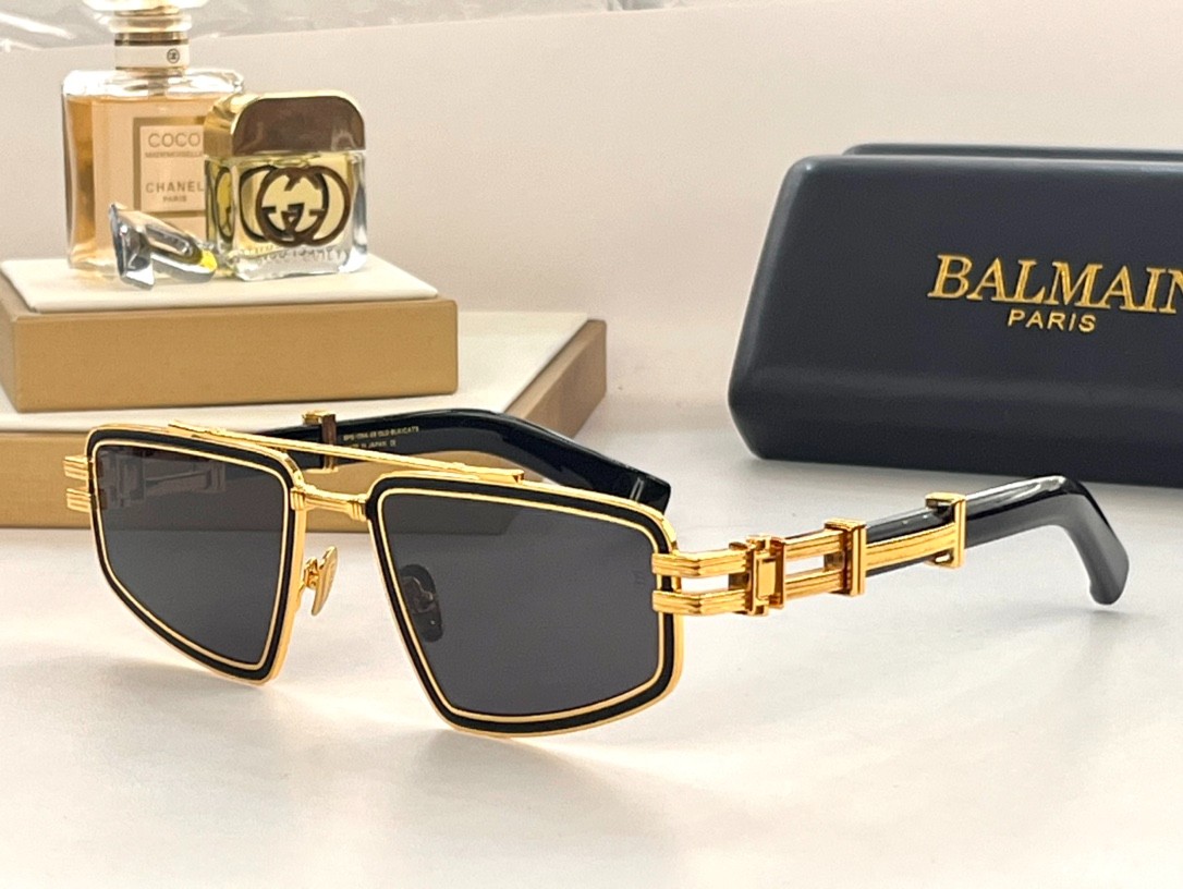 Balmain glasses