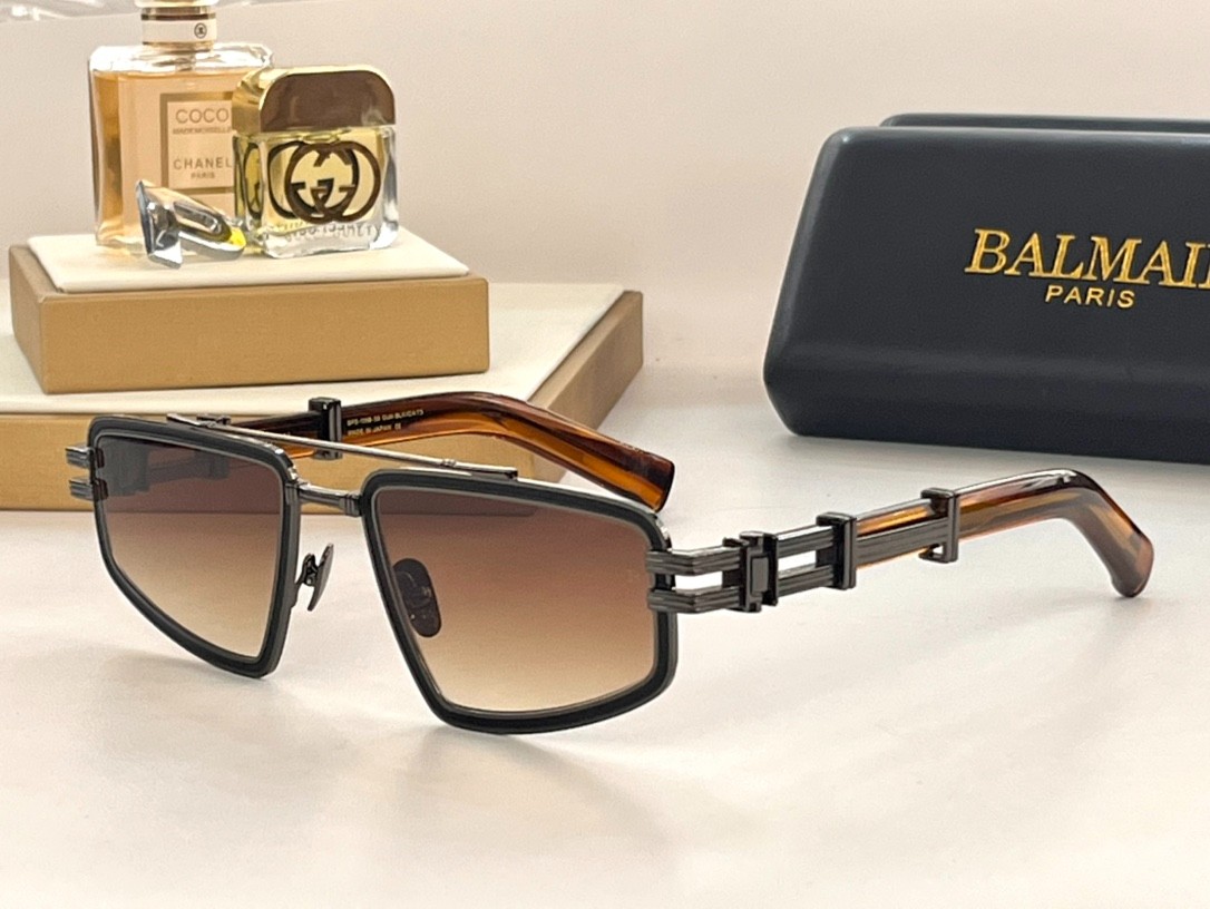 Balmain glasses