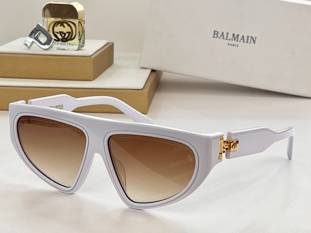 Balmain glasses