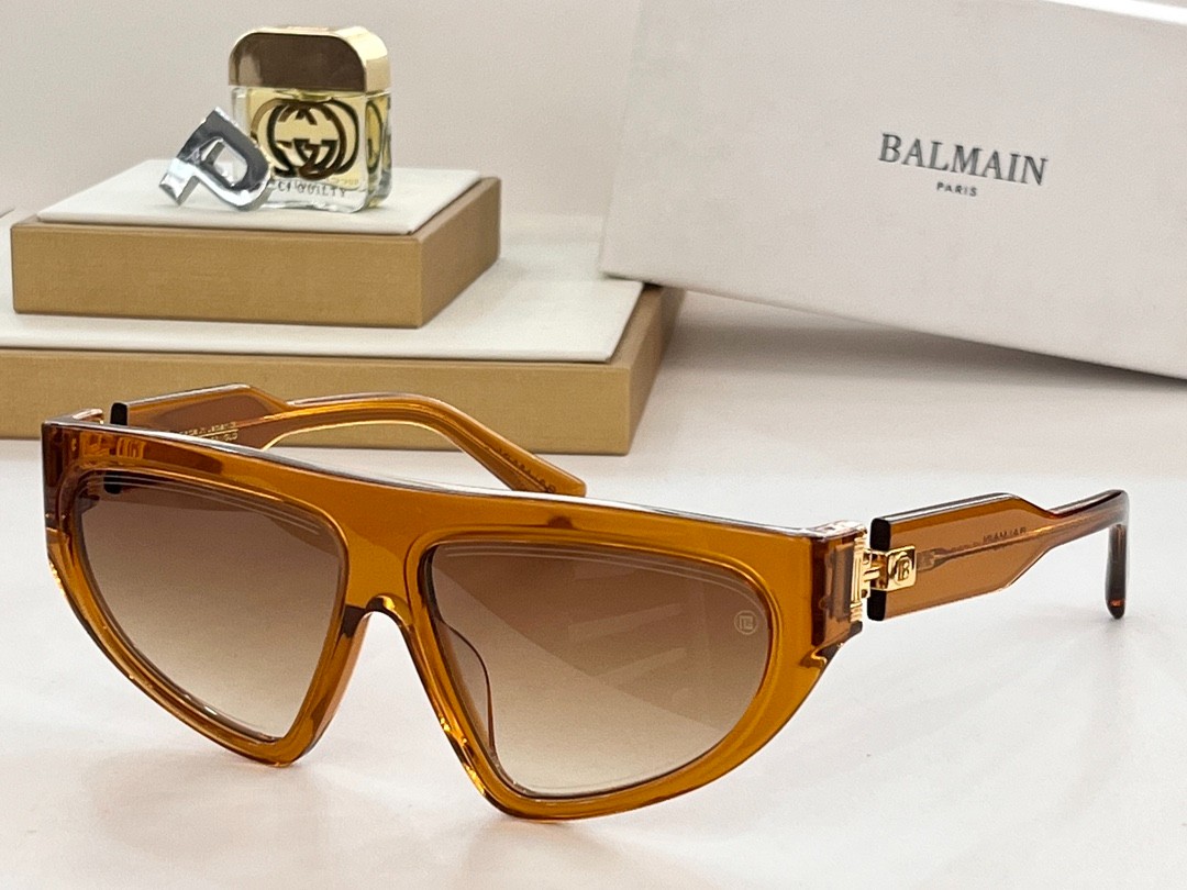 Balmain glasses