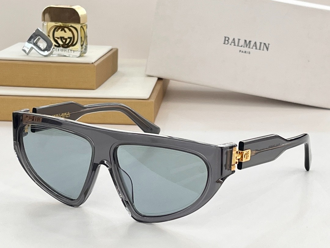 Balmain glasses