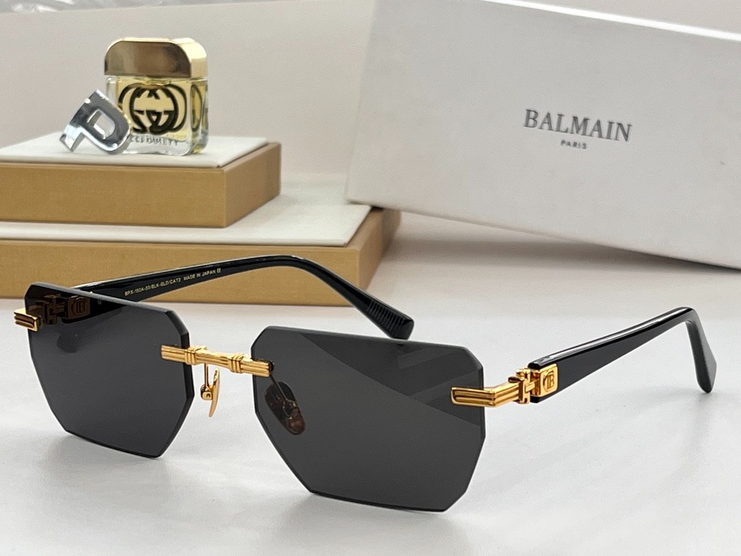 Balmain glasses