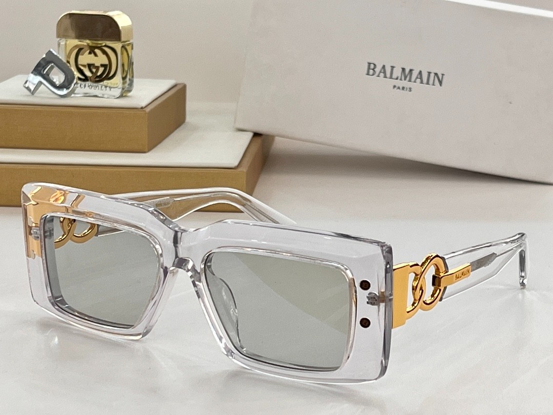 Balmain glasses
