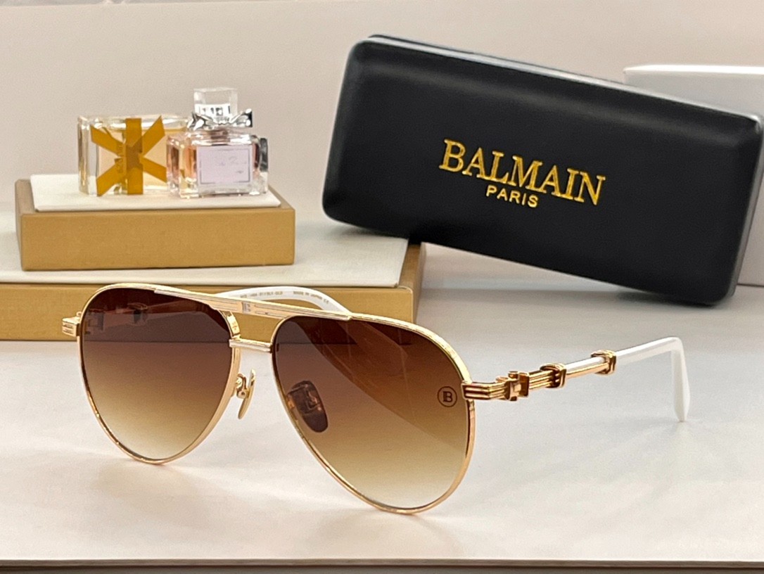 Balmain glasses