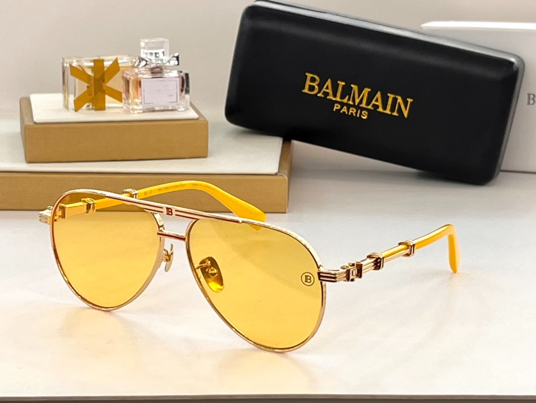 Balmain glasses
