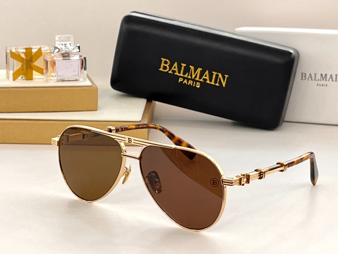 Balmain glasses