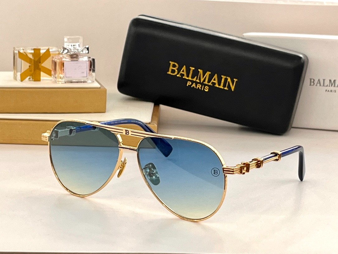 Balmain glasses