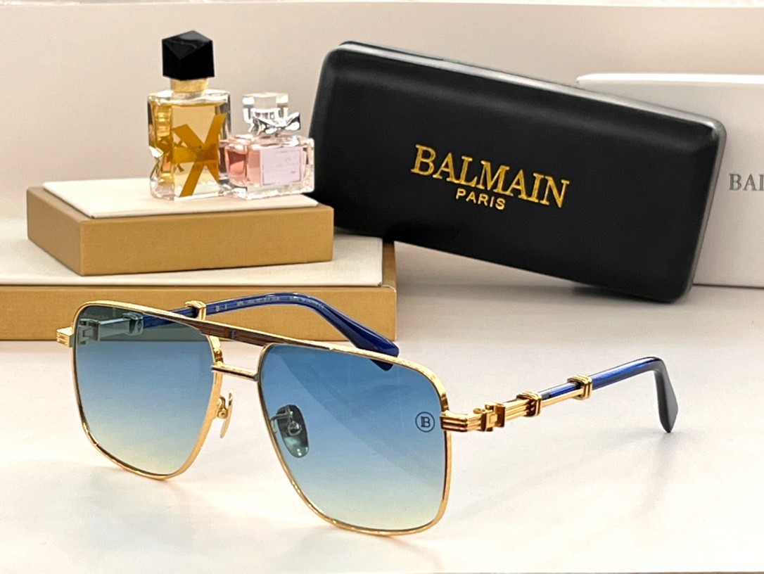 Balmain glasses